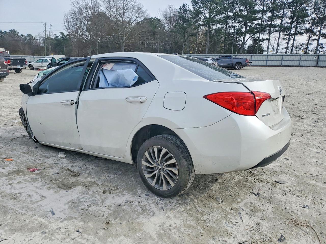 Toyota Corolla L