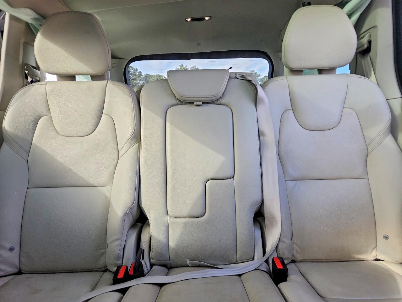 Volvo XC90 T6 Momentum