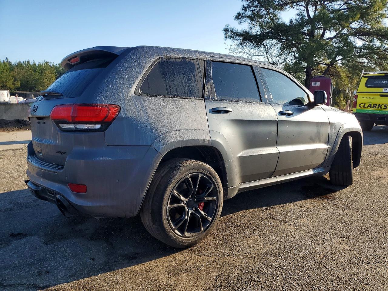Jeep Grand Cherokee Srt-8
