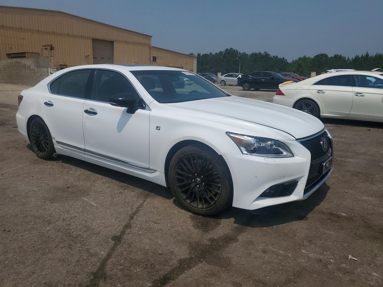 Lexus LS 460