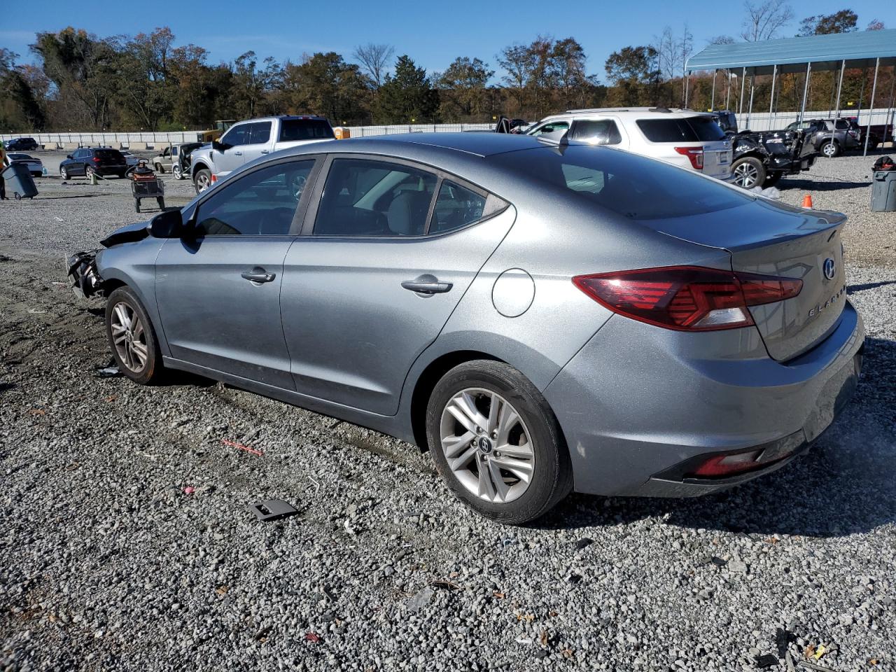 Hyundai ELANTRA Sel