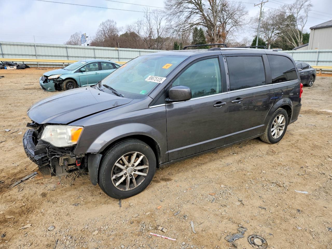 Salvage Dodge Caravan Image