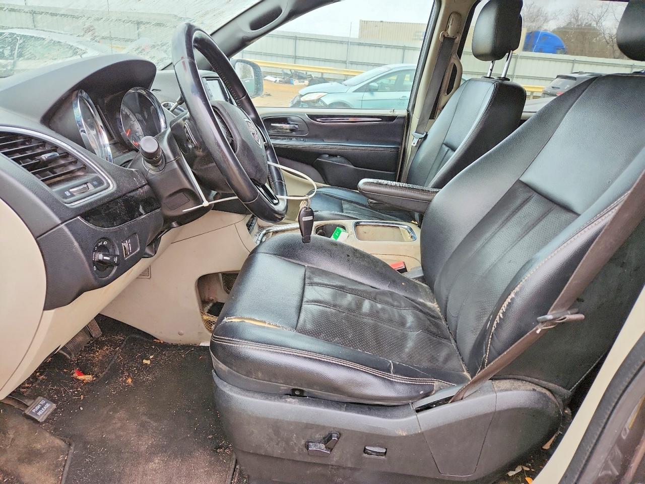 Dodge Caravan Sxt