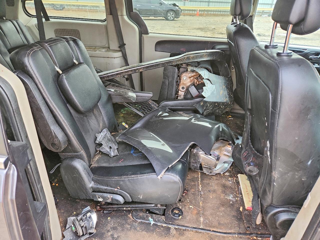 Dodge Caravan Sxt