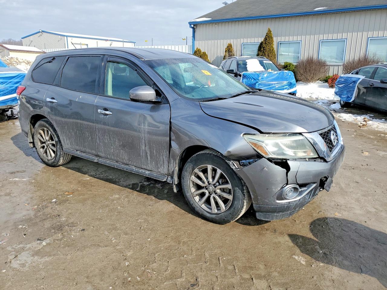 Nissan Pathfinder S