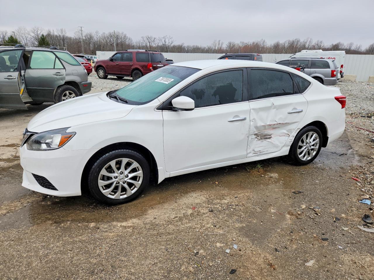 Salvage Nissan Sentra Image