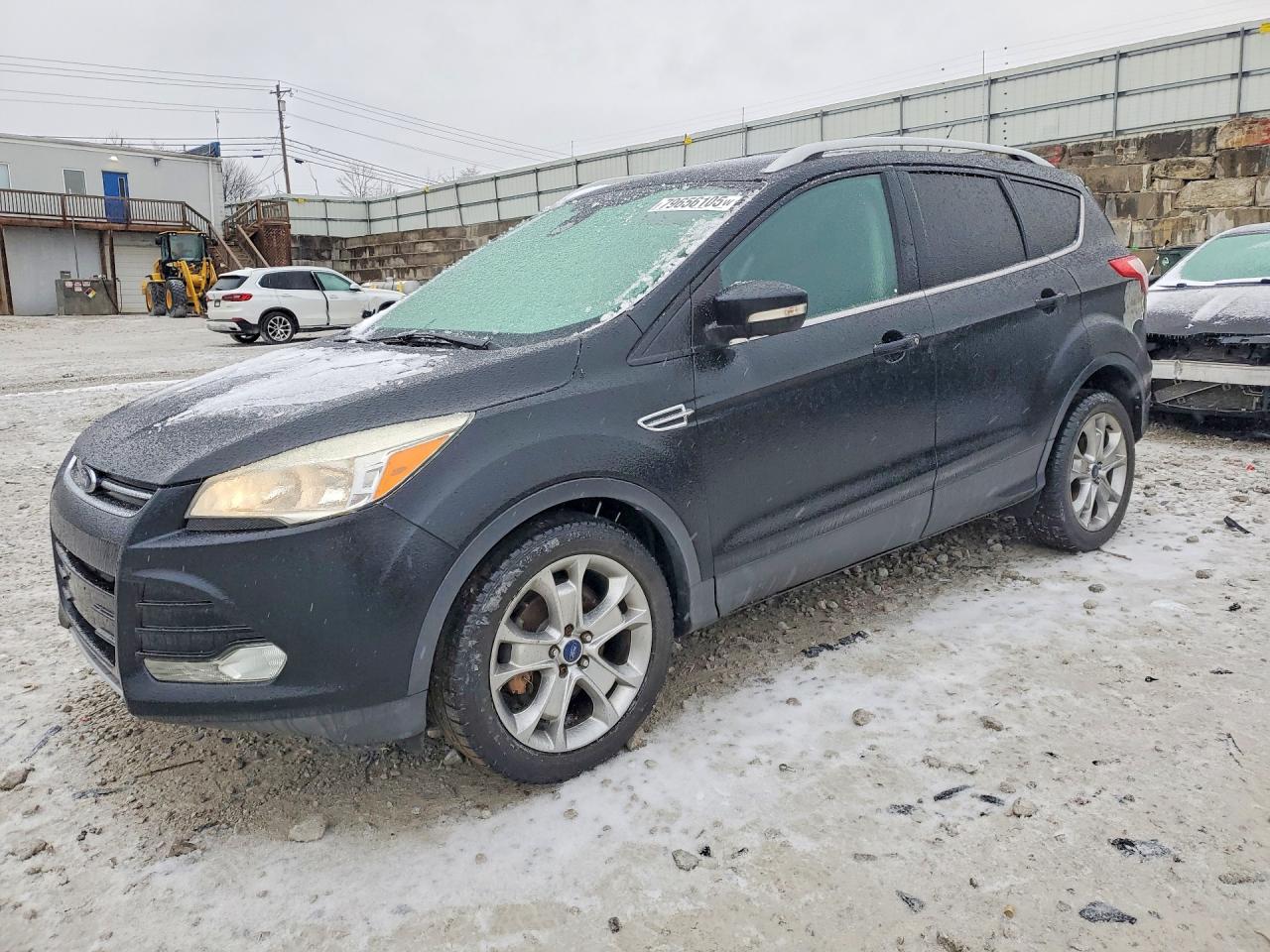 Salvage Ford Escape Image
