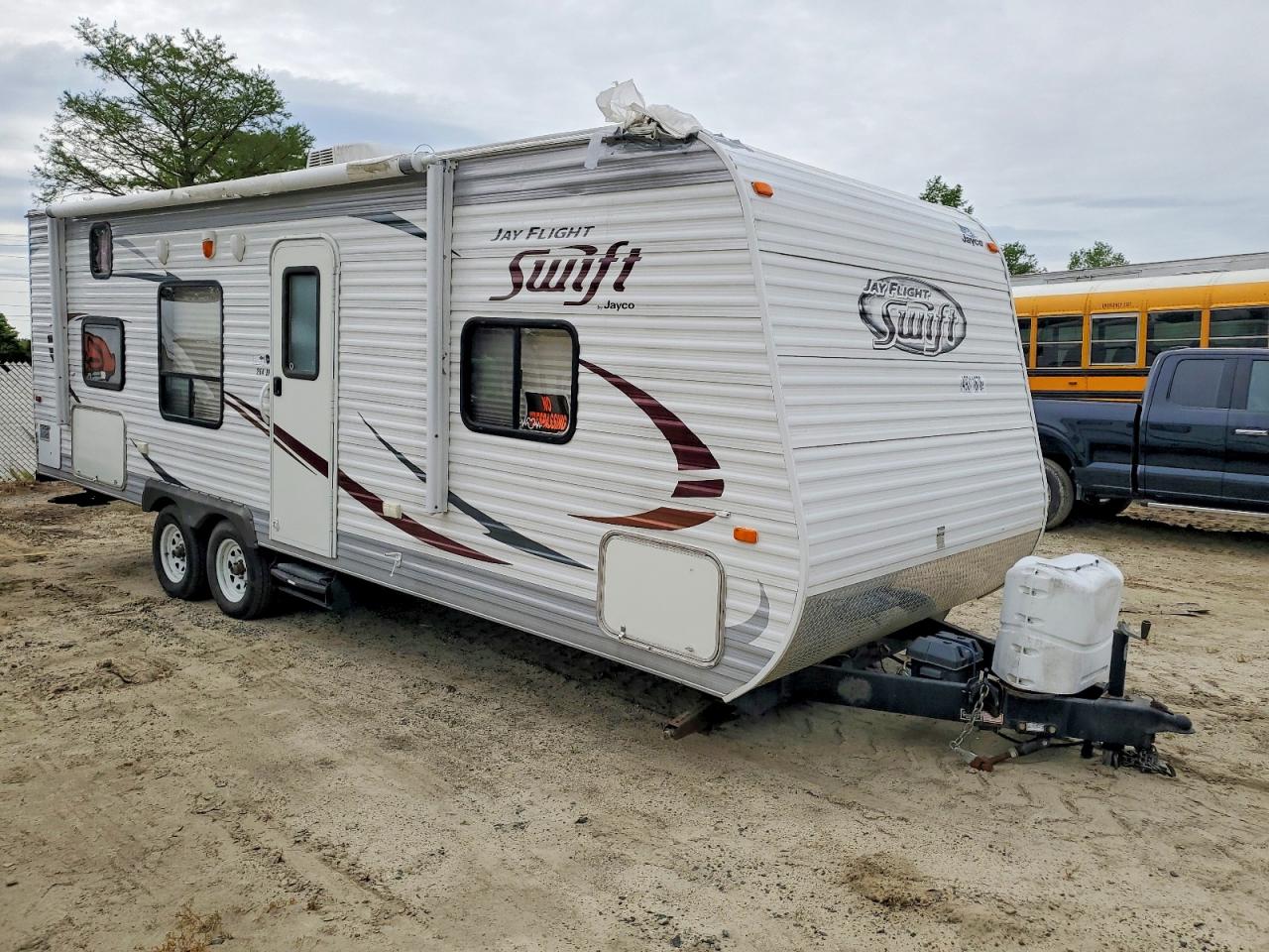 Salvage Jayco Jayflight Image