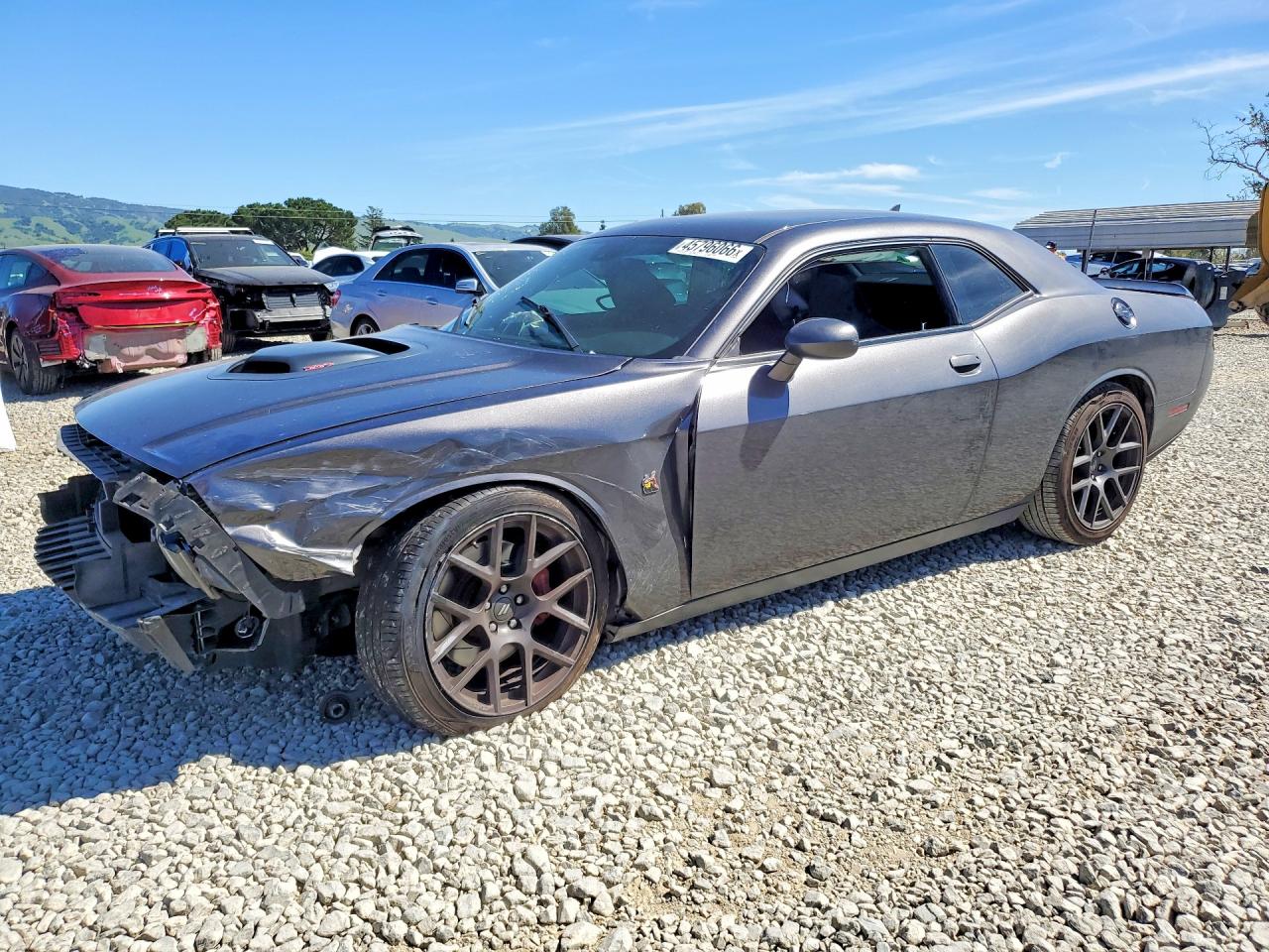 Salvage Dodge Challenger Image