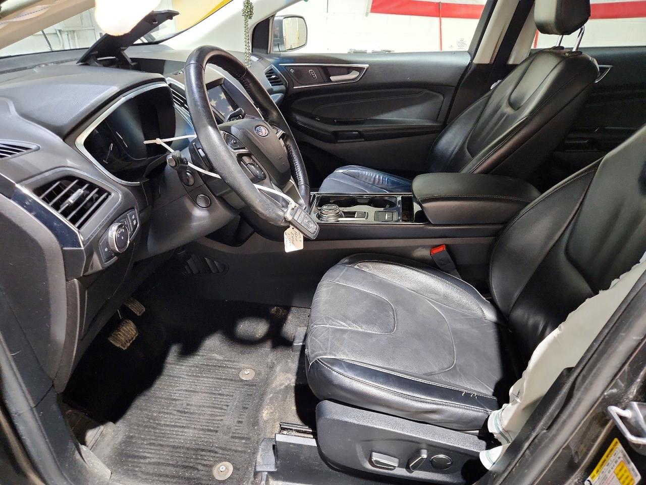 Ford Edge Titanium