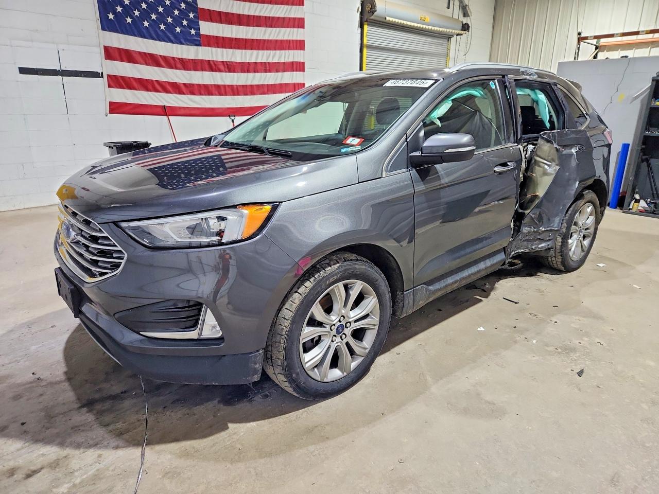 Salvage Ford Edge Image
