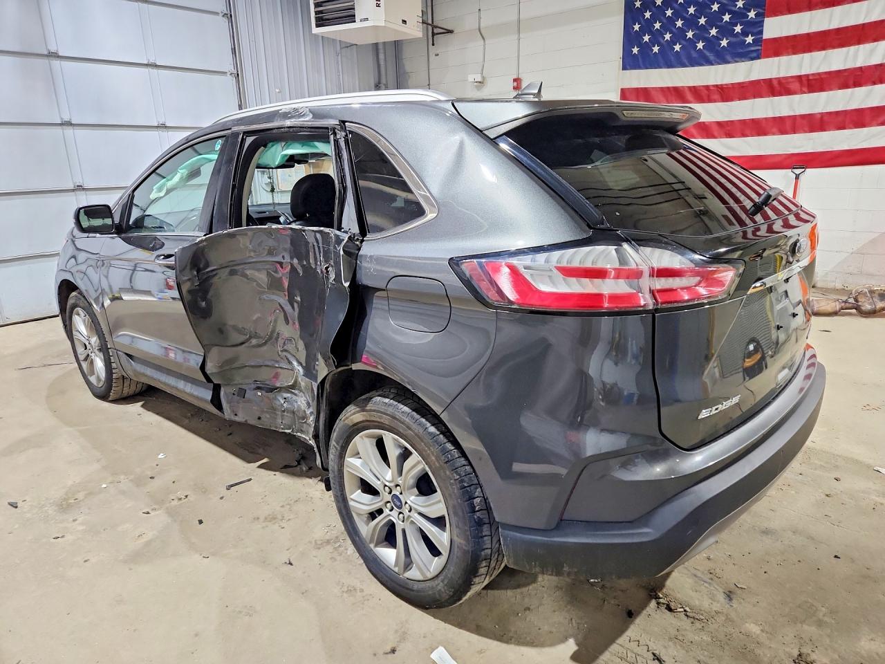 Ford Edge Titanium