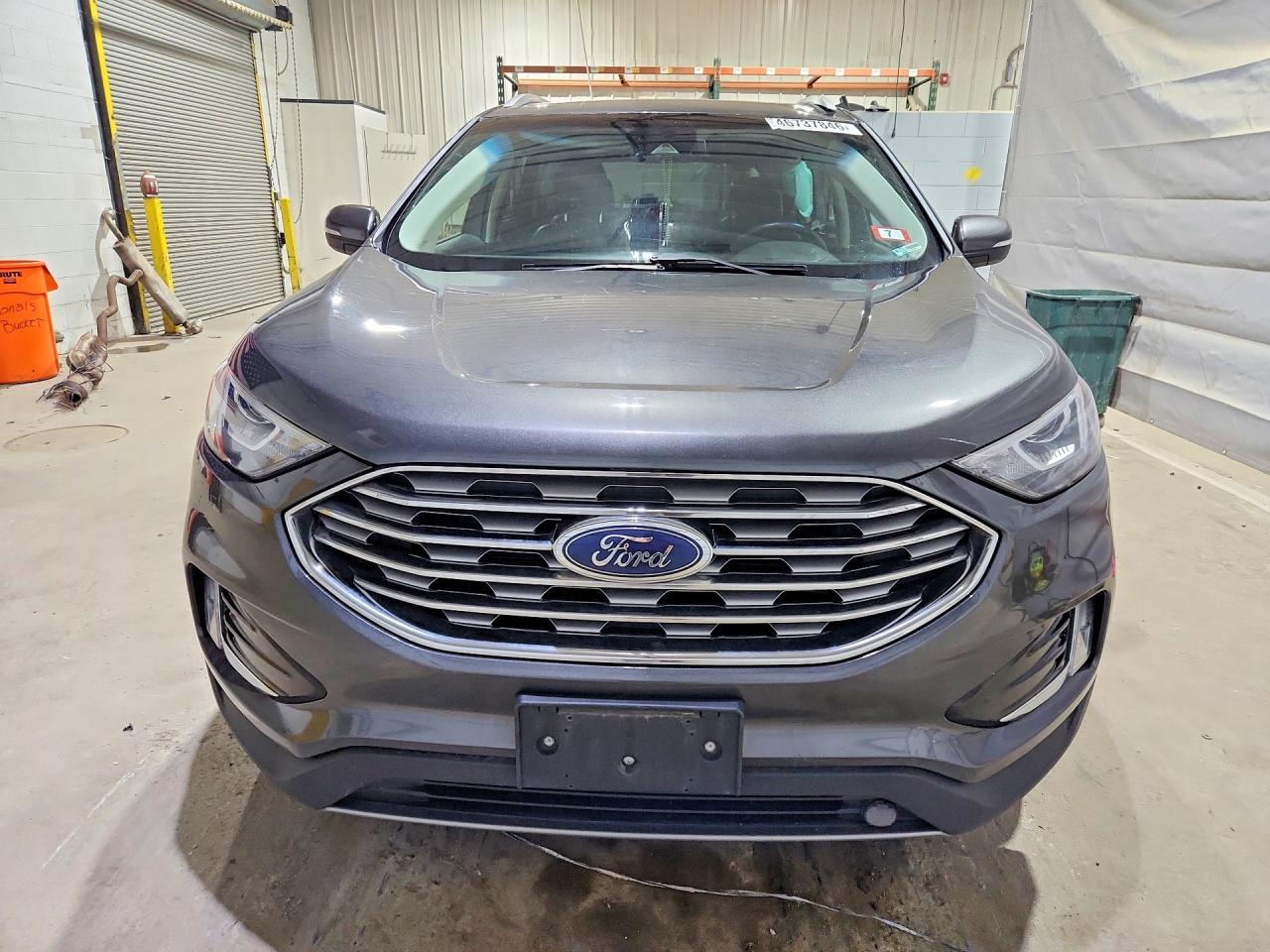 Ford Edge Titanium