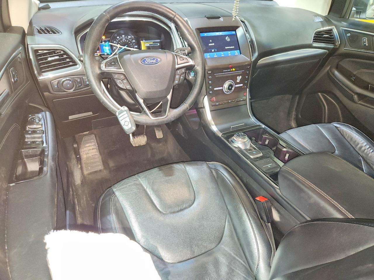 Ford Edge Titanium