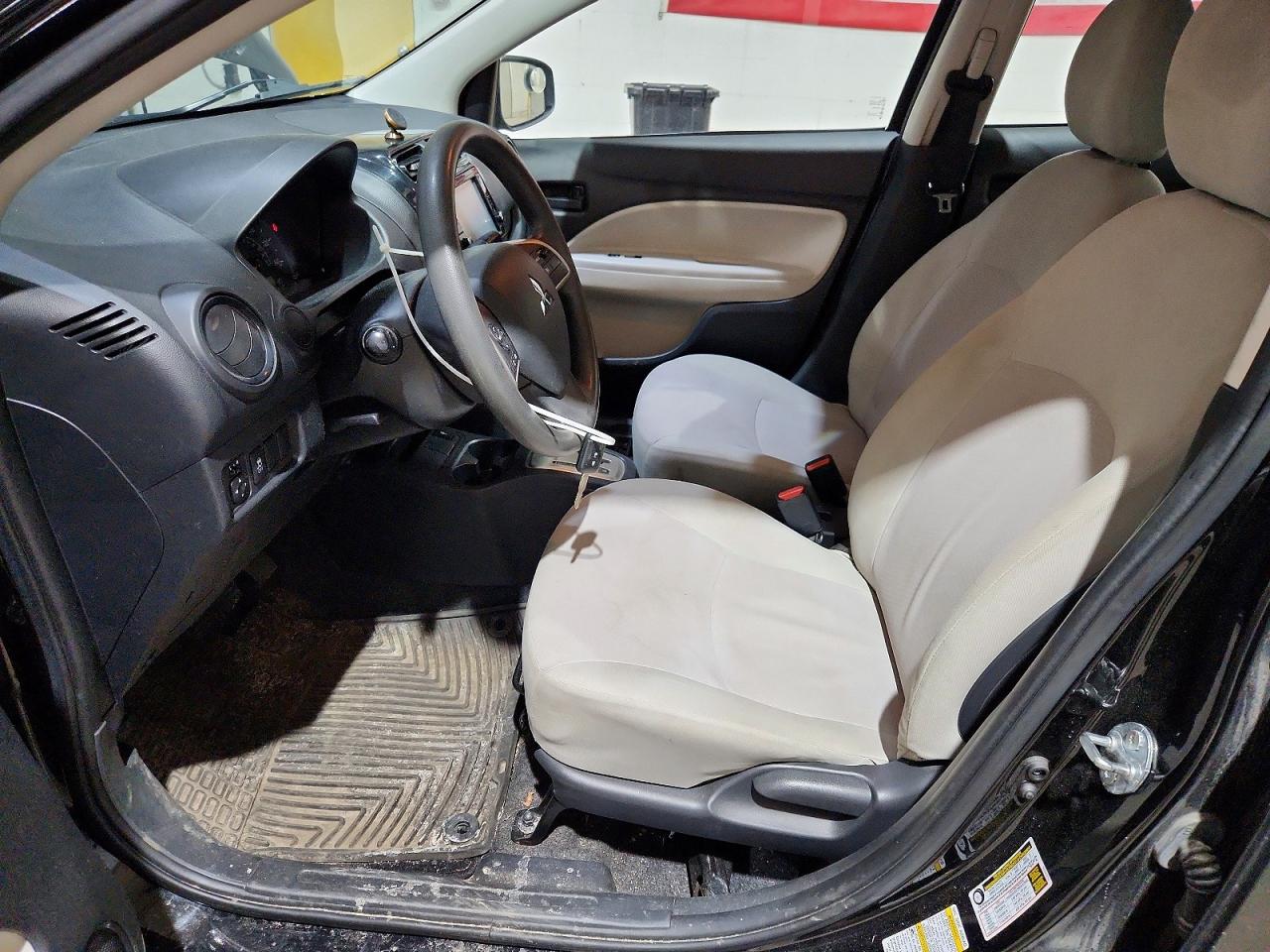 Mitsubishi Mirage G4 Es
