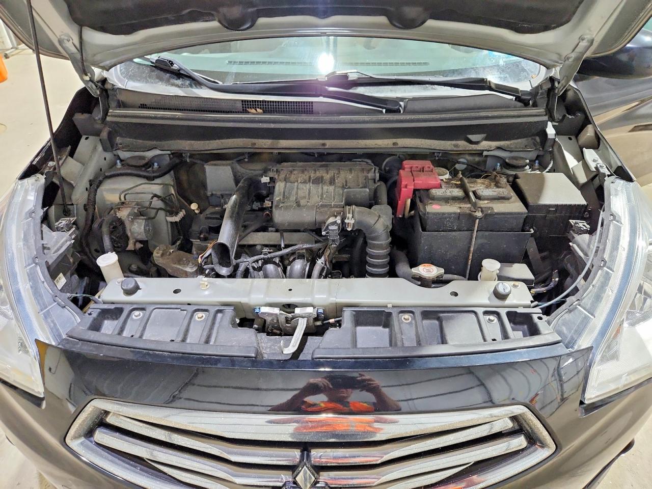 Mitsubishi Mirage G4 Es