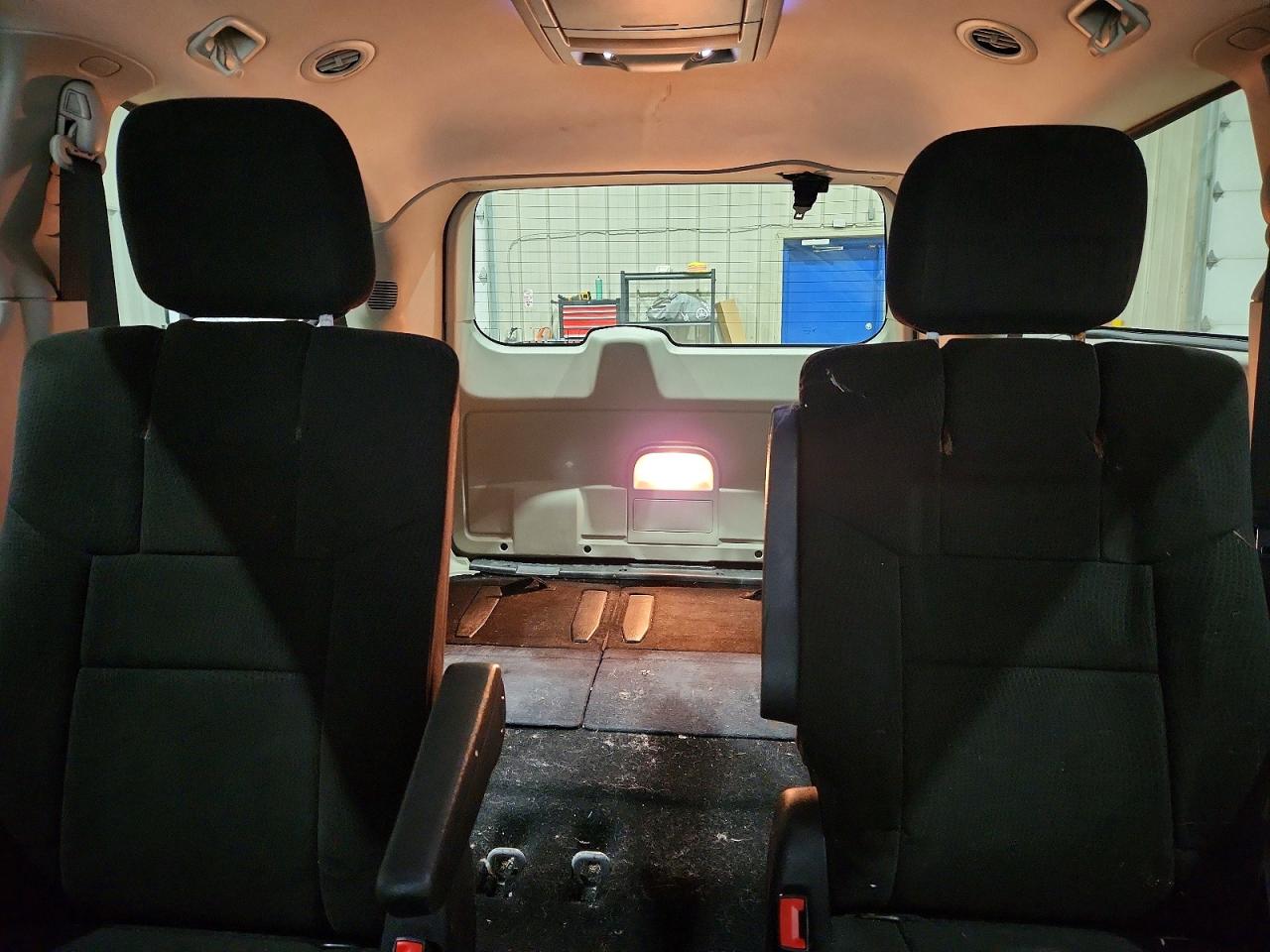 Dodge Caravan Crew
