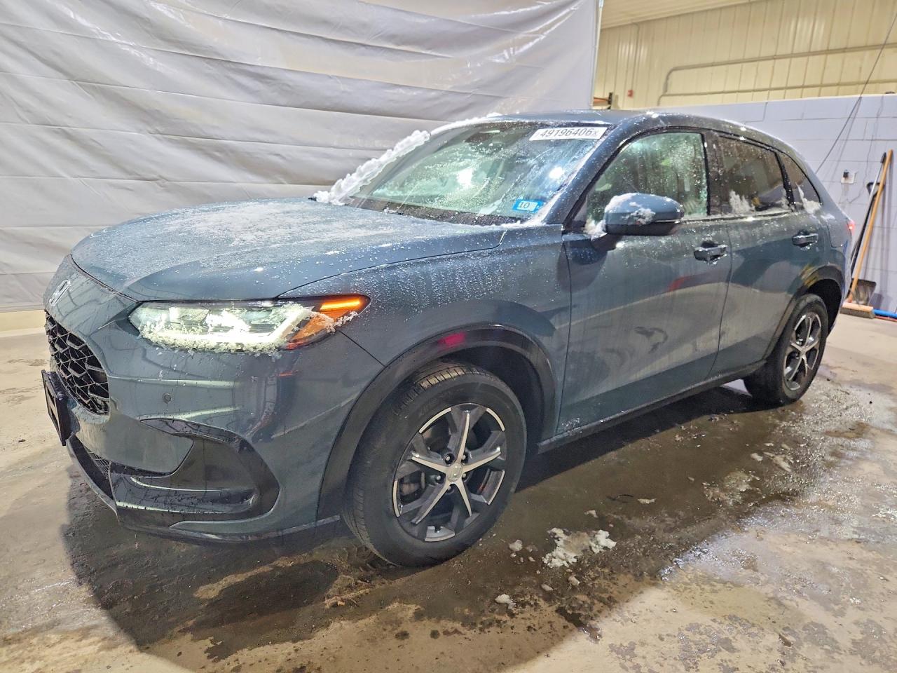 Salvage Honda HR-V Image