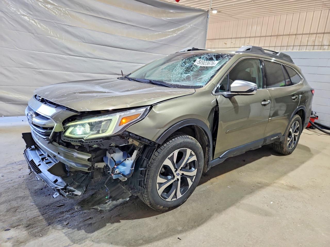 Salvage Subaru Outback Image