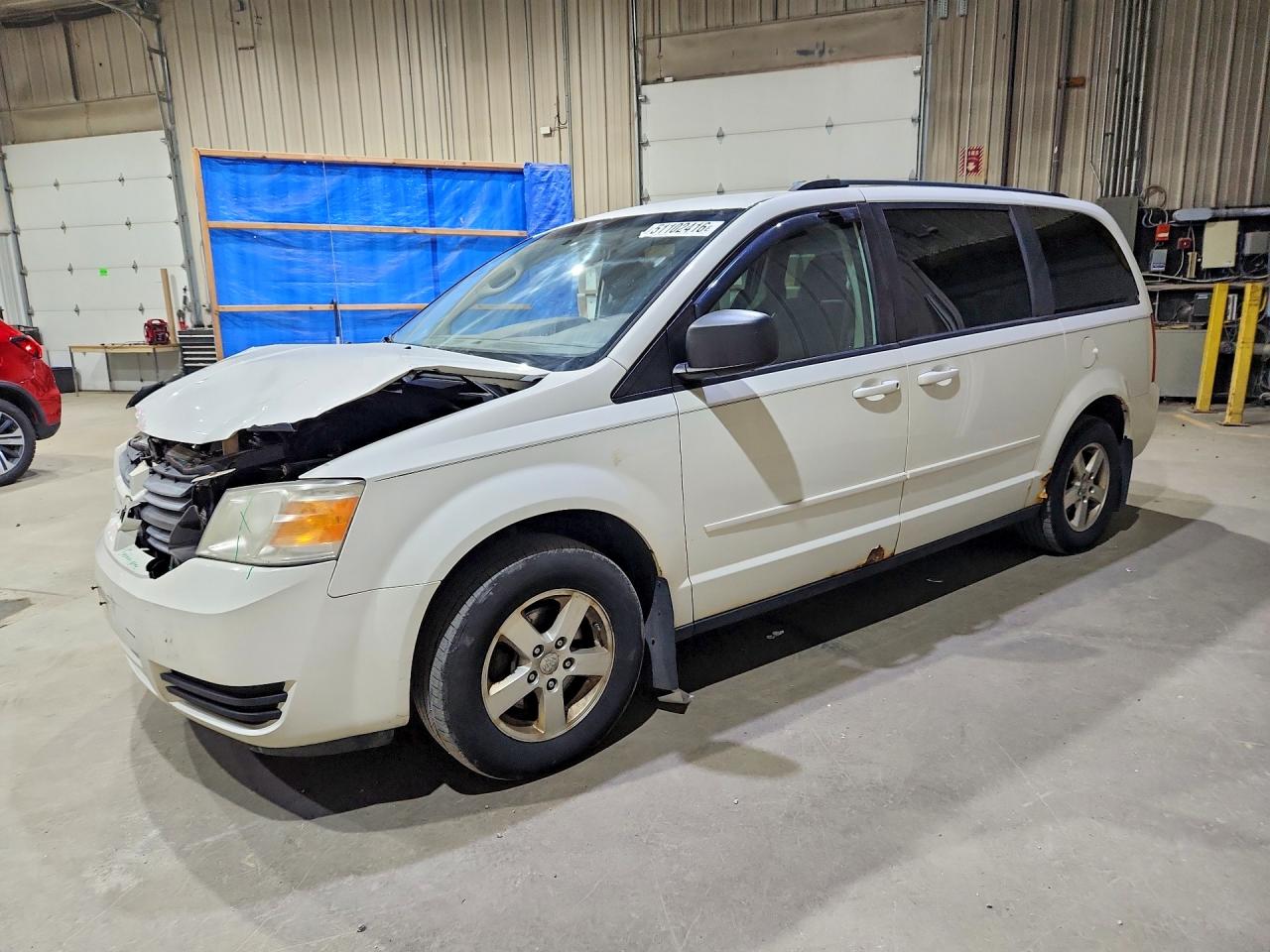 Salvage Dodge Caravan Image