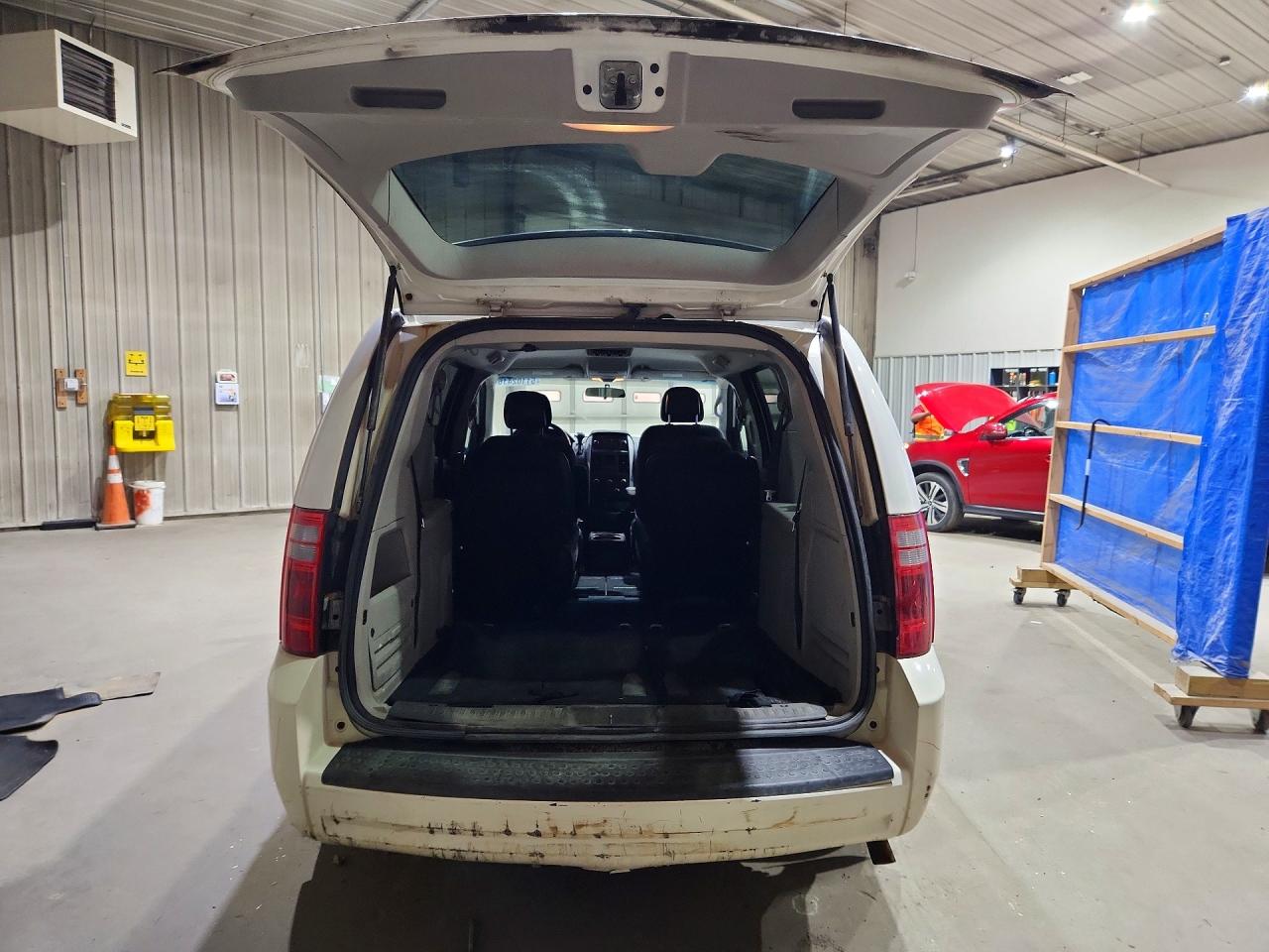 Dodge Caravan Se