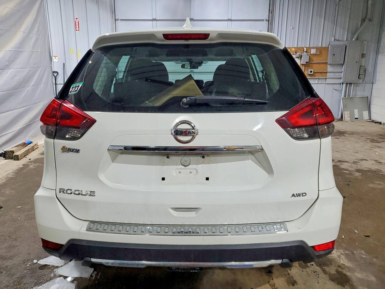Nissan Rogue S