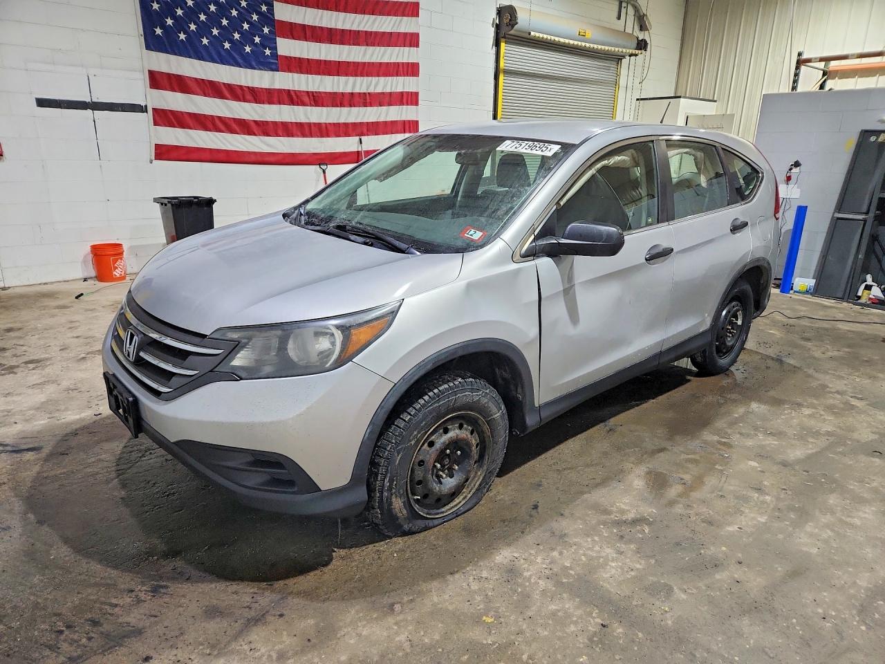 Salvage Honda Crv Image