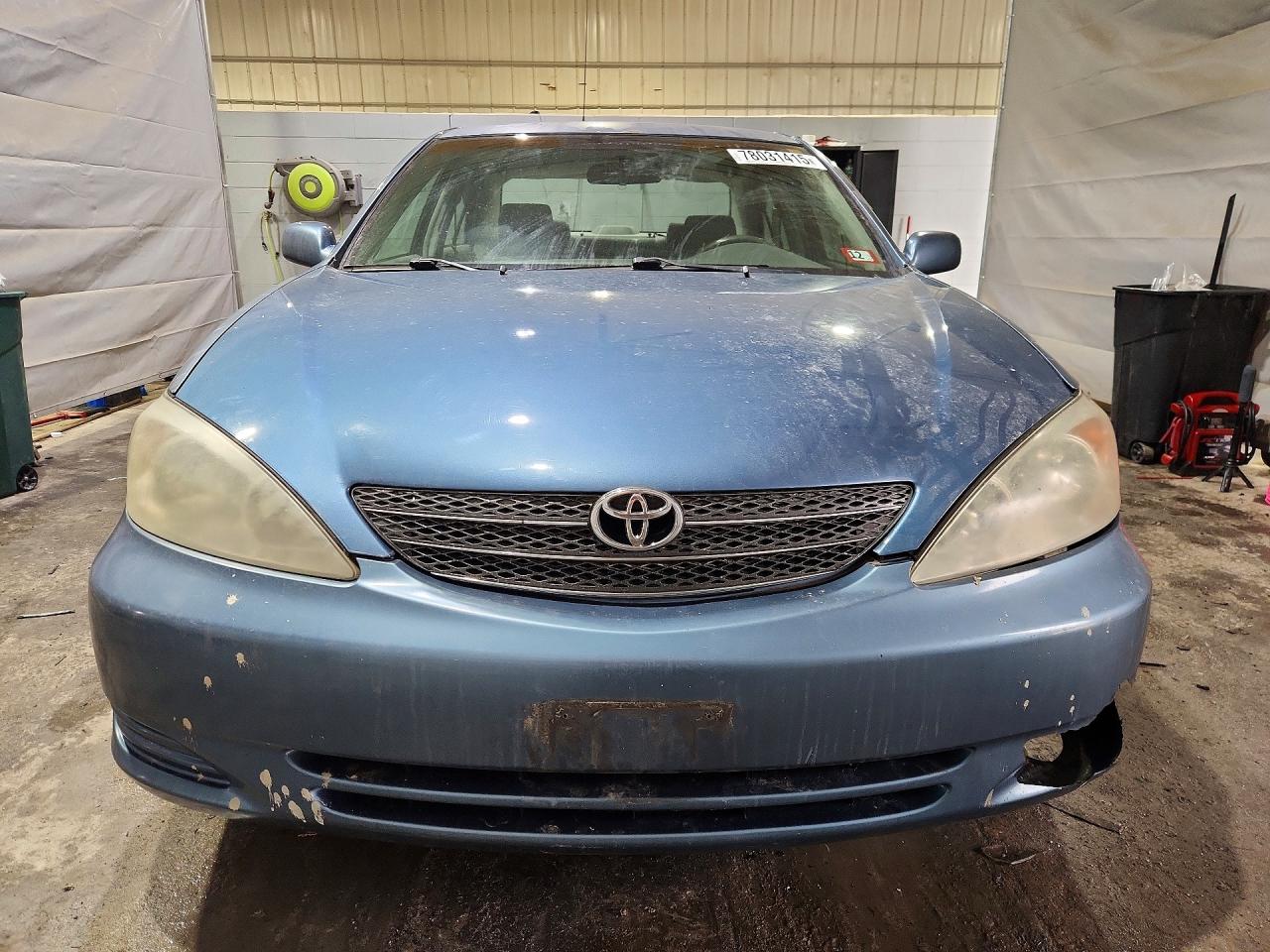 Toyota Camry Le