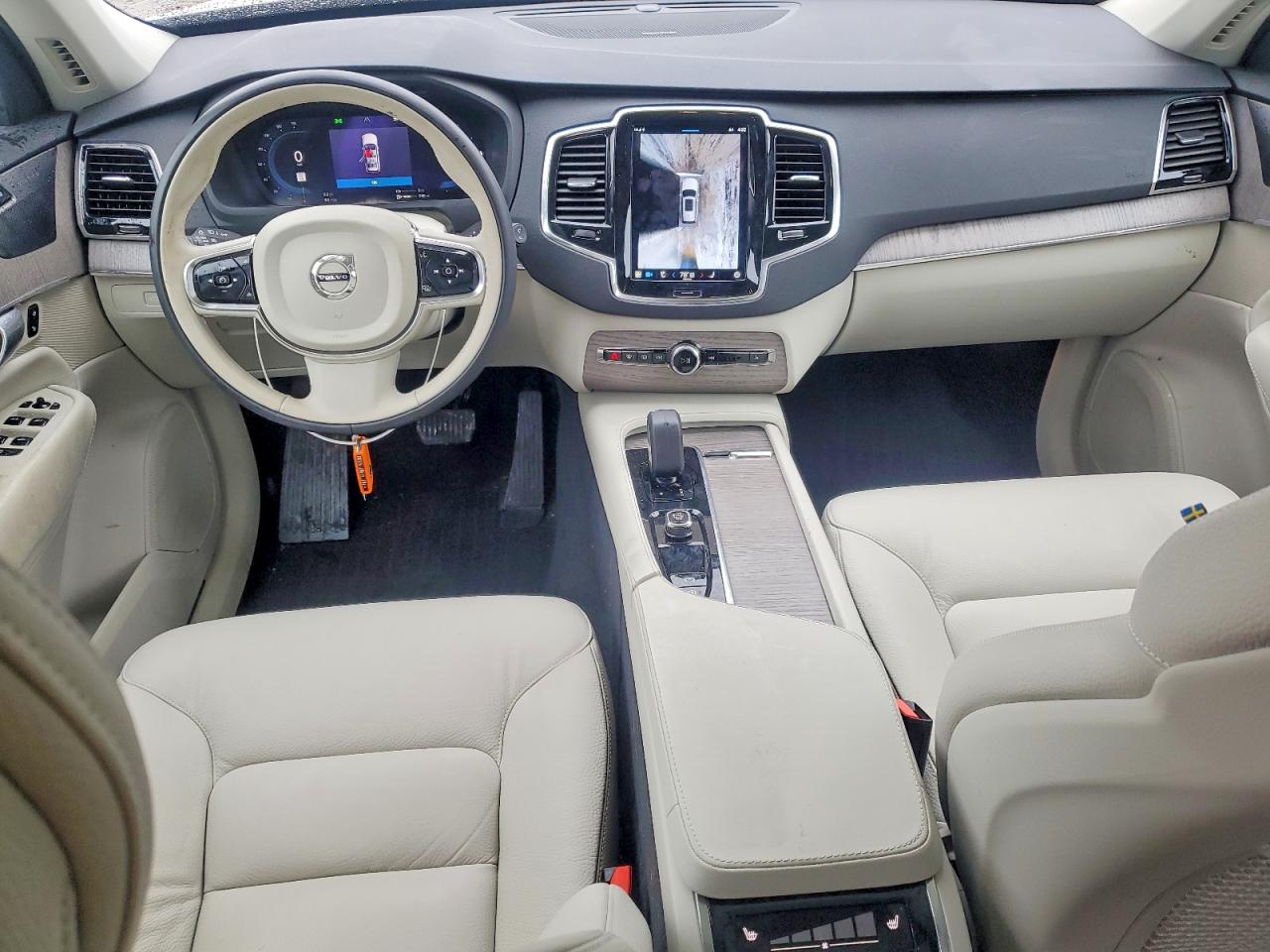 Volvo XC90 Plus