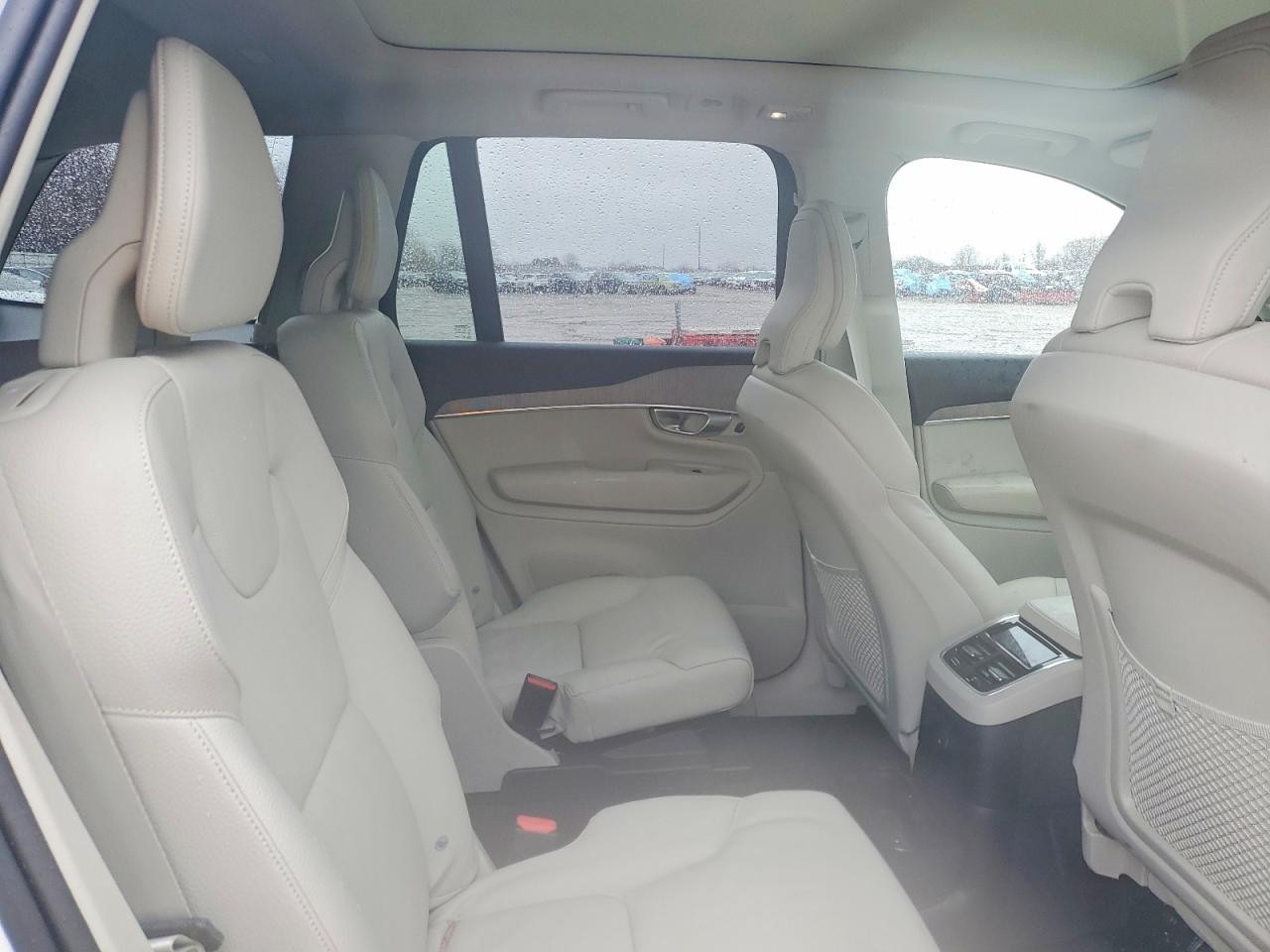 Volvo XC90 Plus