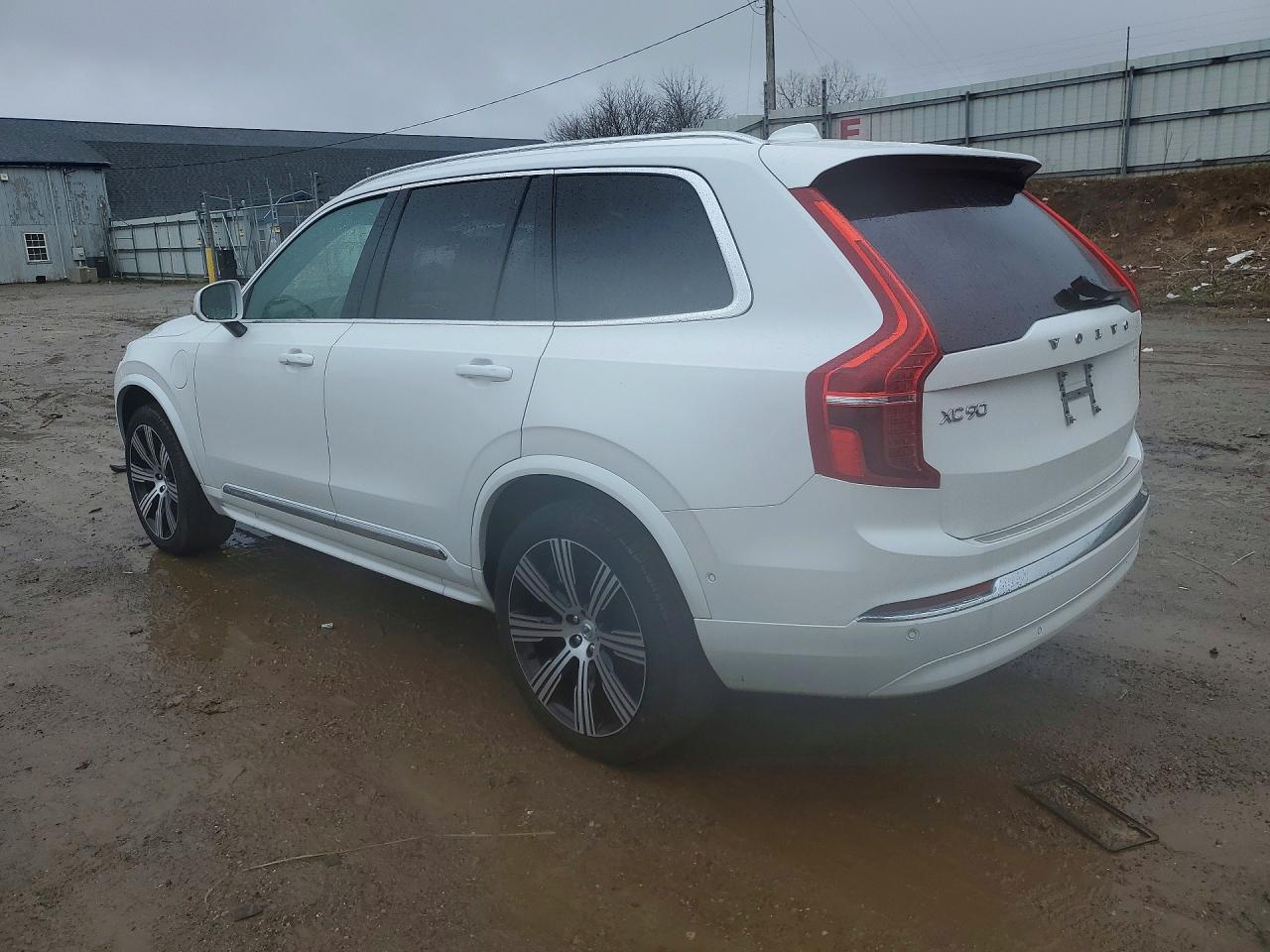 Volvo XC90 Plus