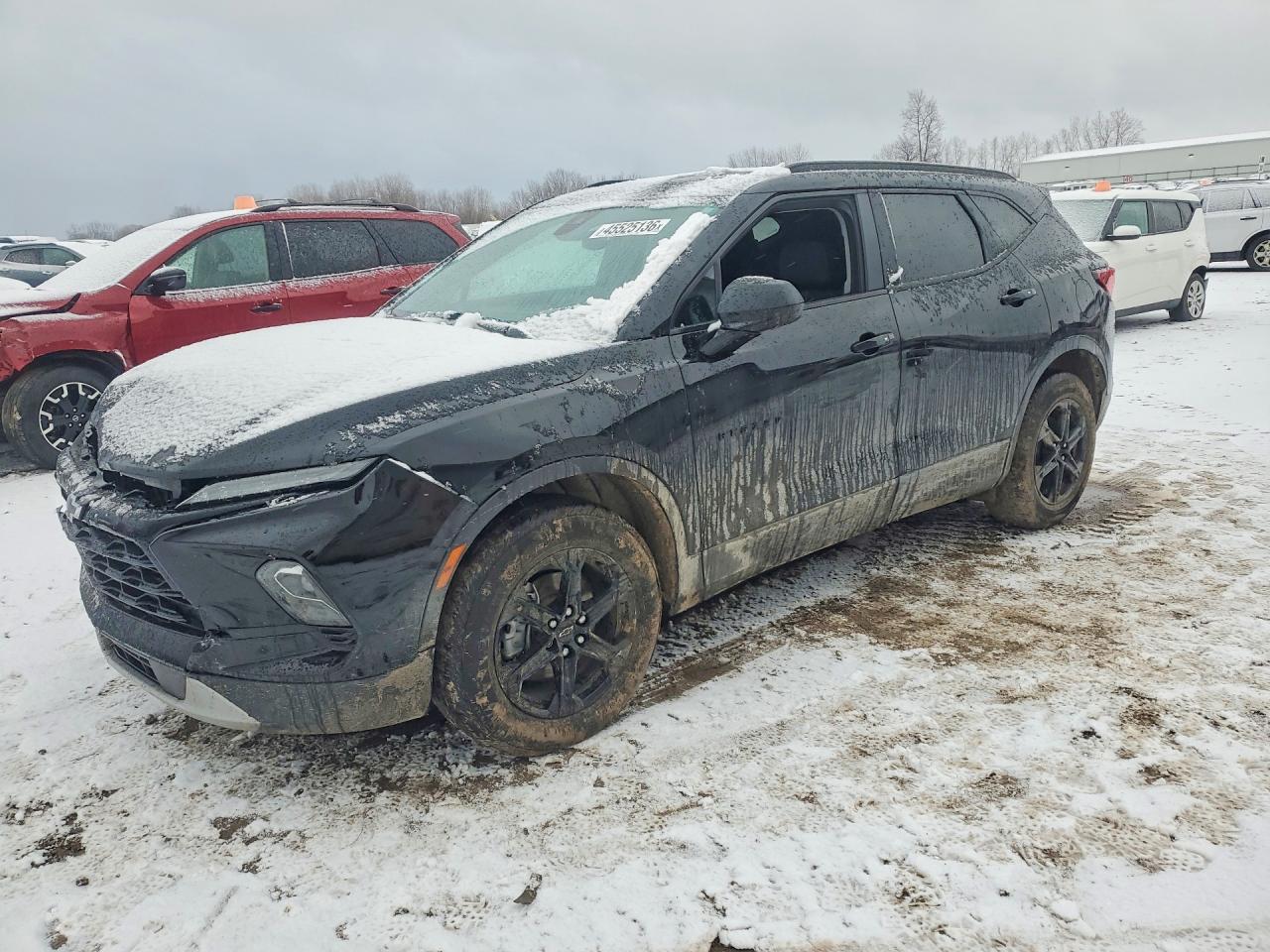 Salvage Chevrolet Blazer Image