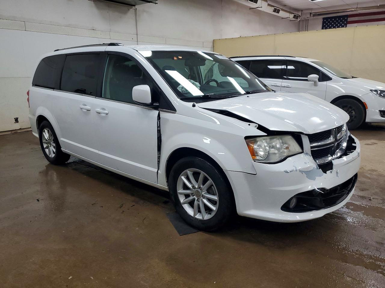 Dodge Caravan Sxt