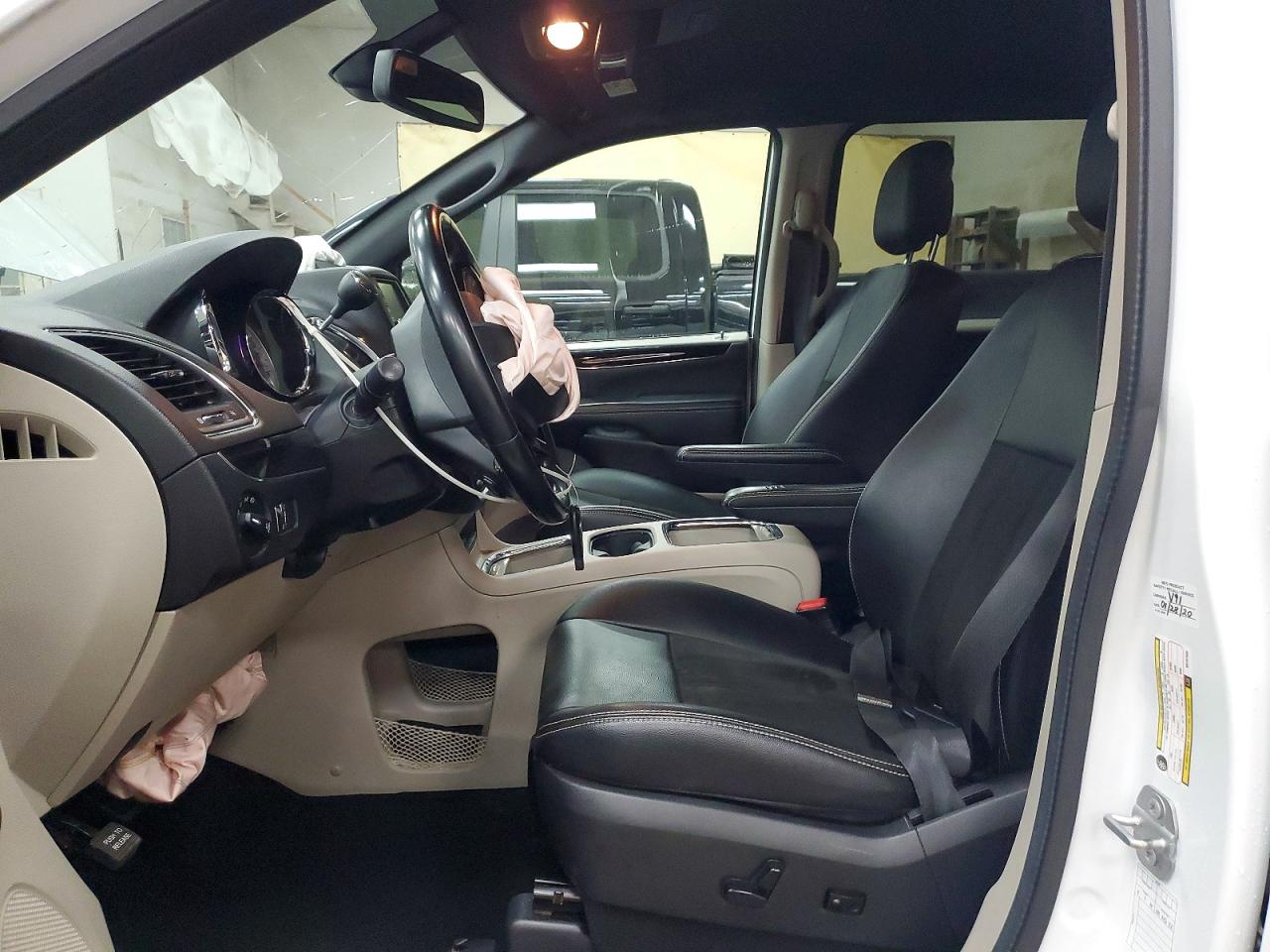 Dodge Caravan Sxt