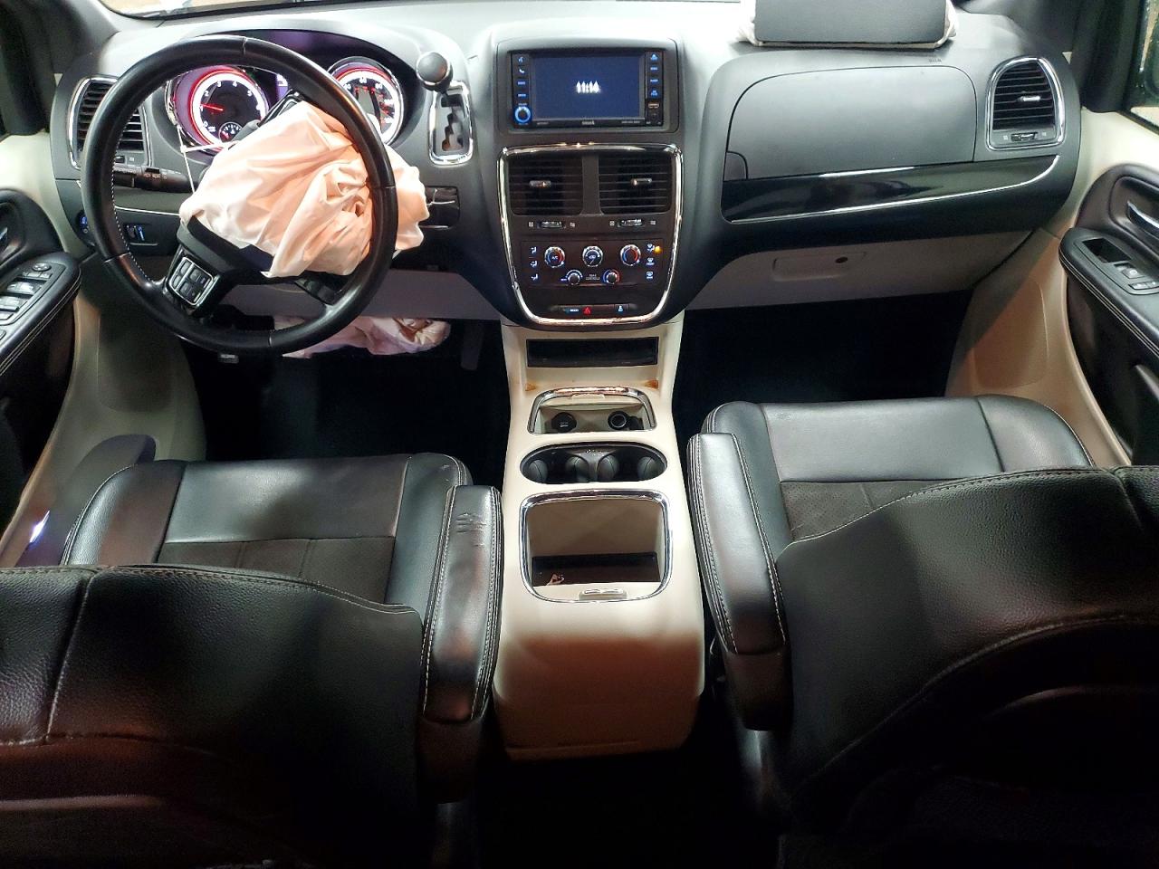 Dodge Caravan Sxt