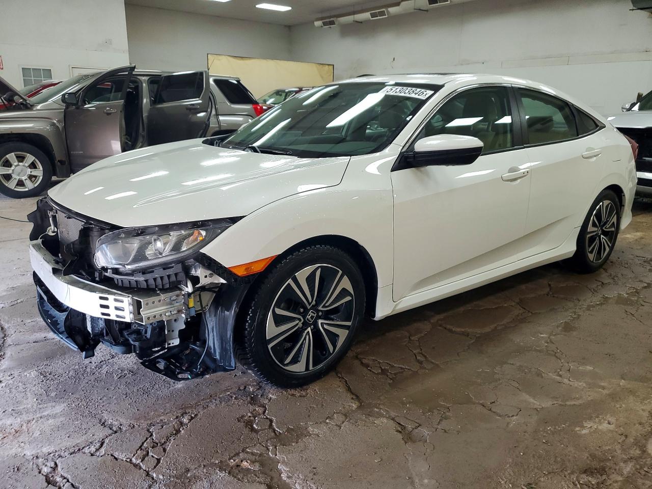 Salvage Honda Civic Image