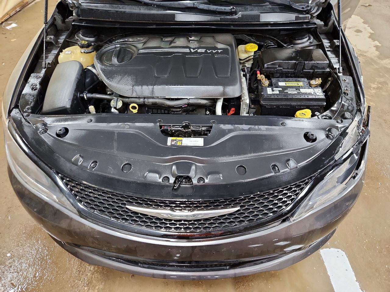 Chrysler 200 S
