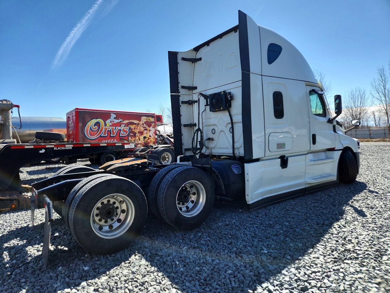 Freightliner Cascadia 126