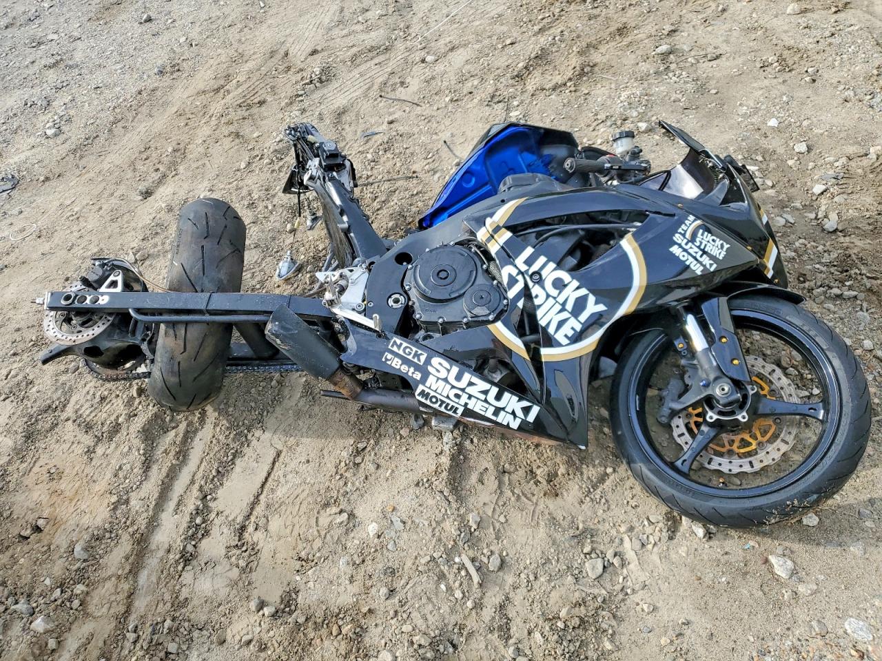 Salvage Suzuki Gsx Image