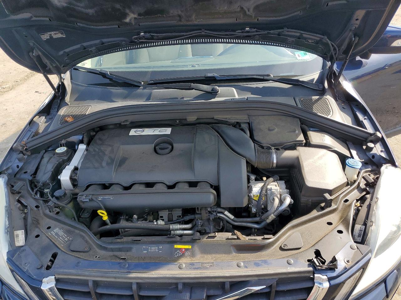 Volvo XC60 T6
