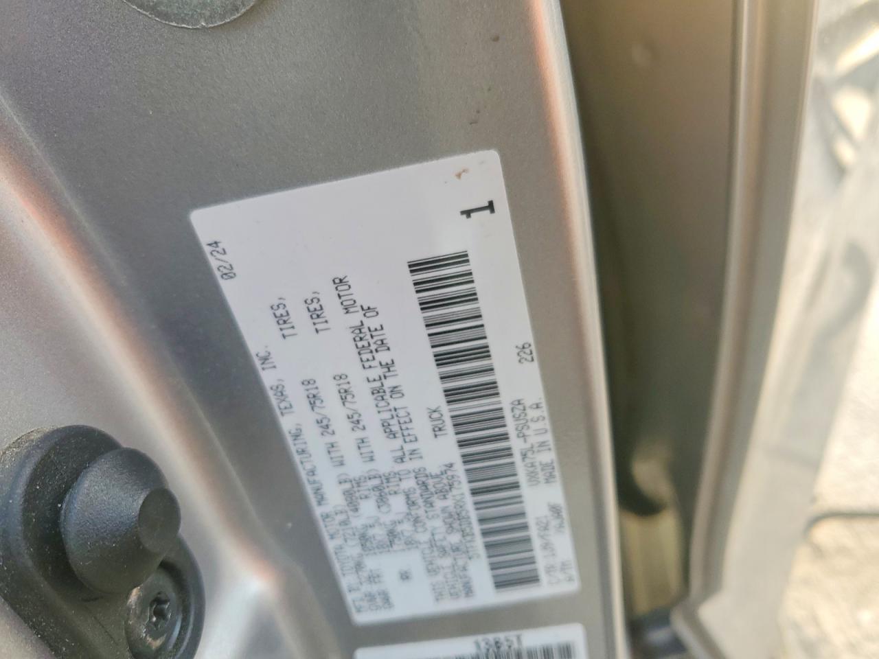Toyota Tundra Crewmax Sr