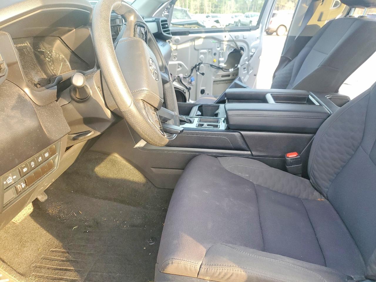 Toyota Tundra Crewmax Sr