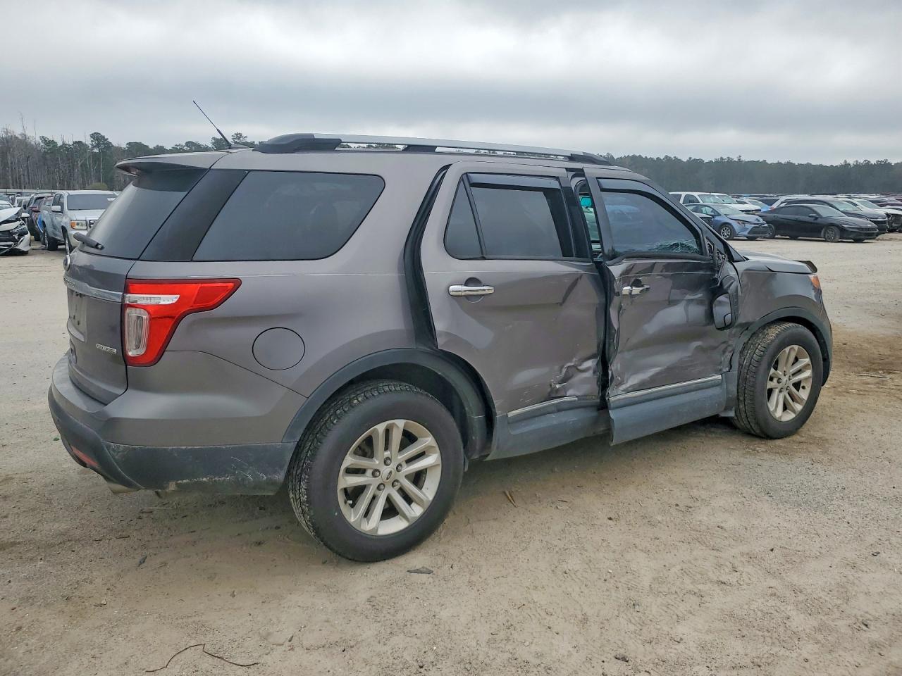 Ford Explorer Xlt