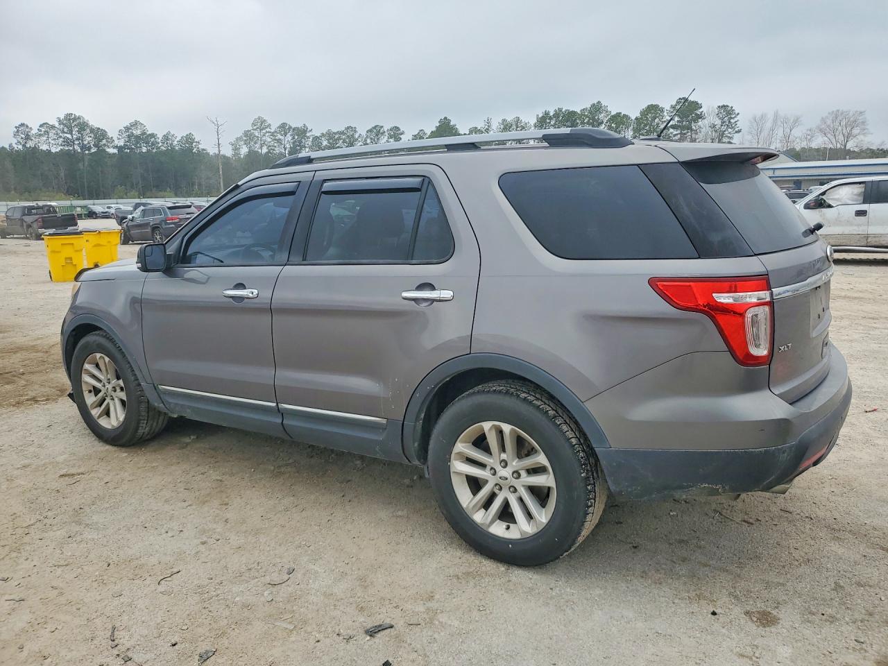 Ford Explorer Xlt