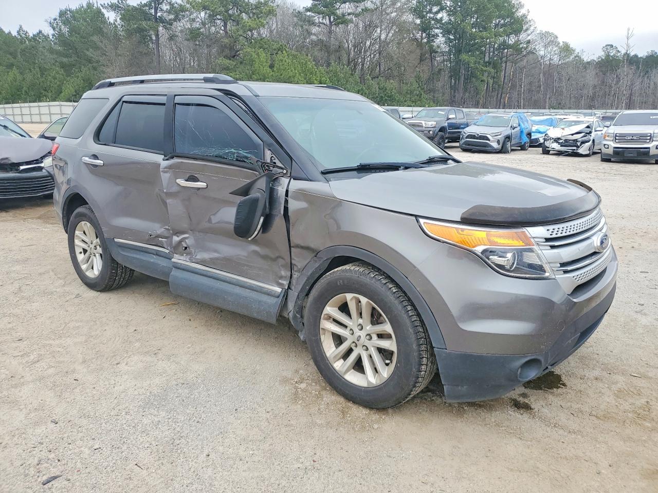 Ford Explorer Xlt