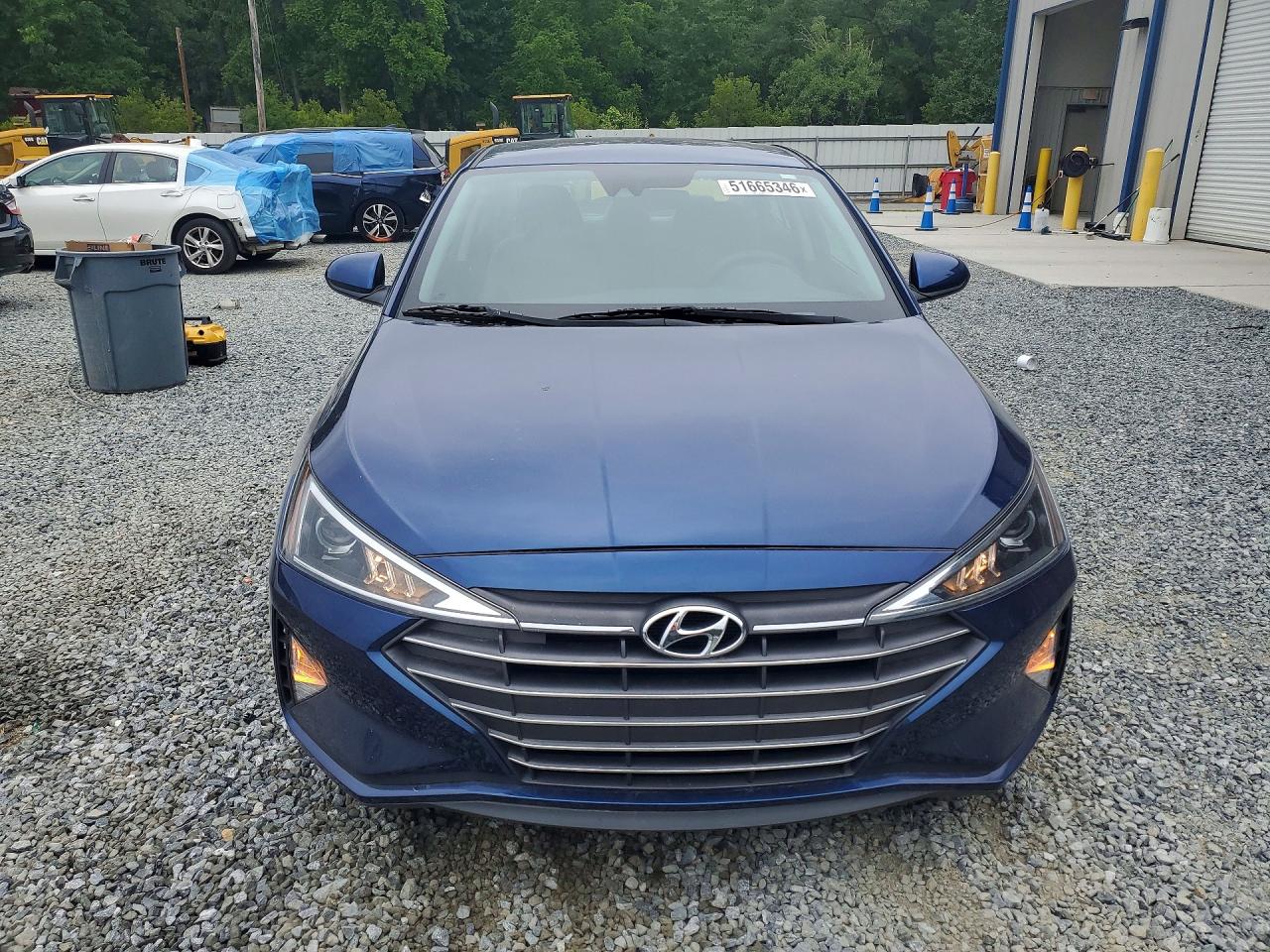 Hyundai ELANTRA Sel