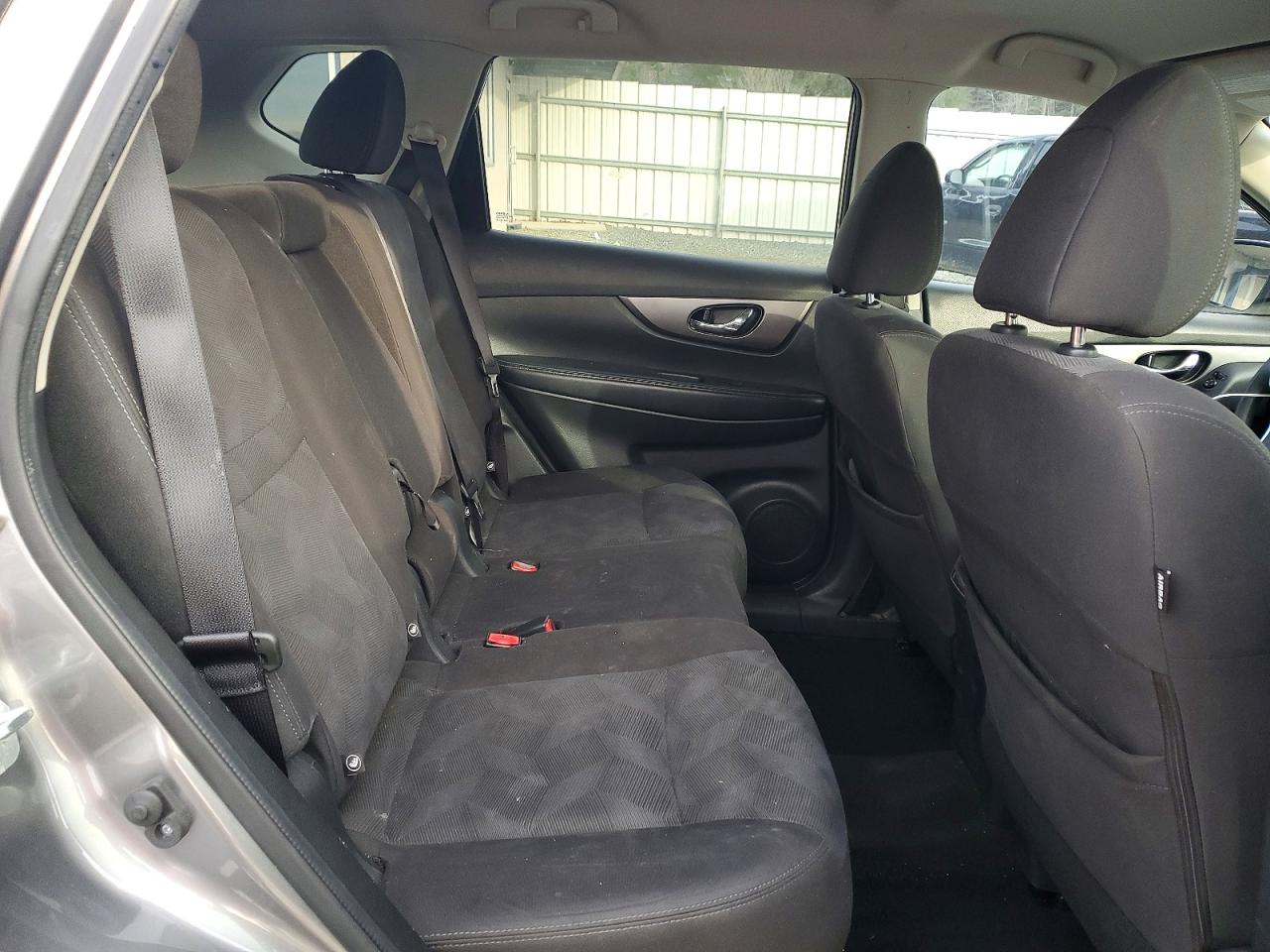 Nissan Rogue S