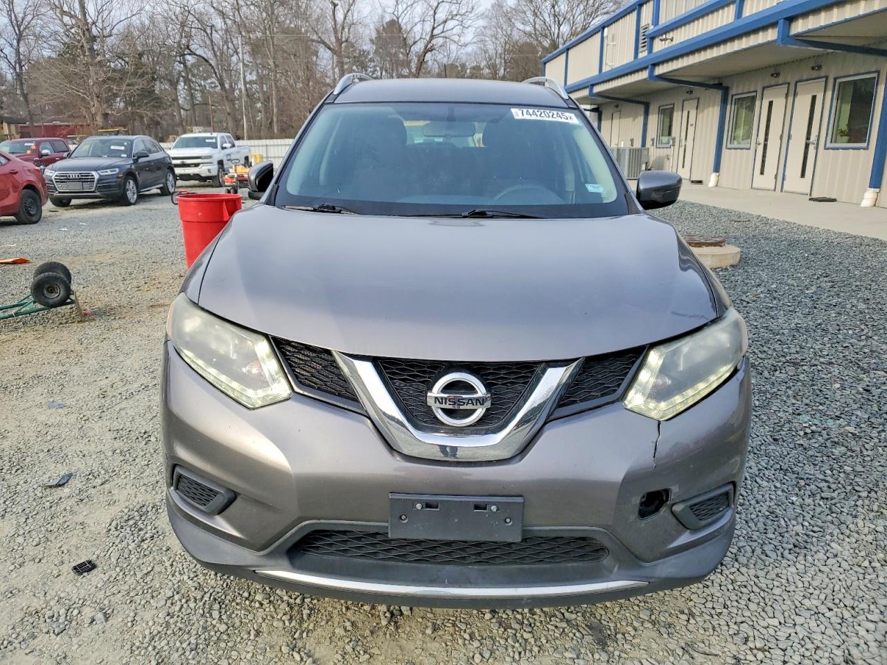 Nissan Rogue S