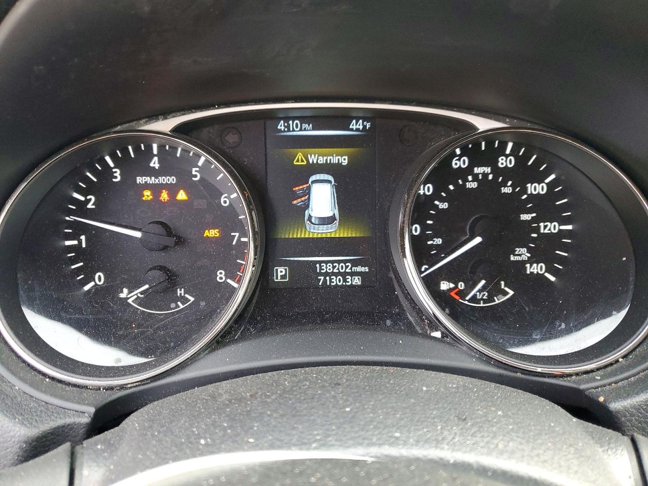 Nissan Rogue S