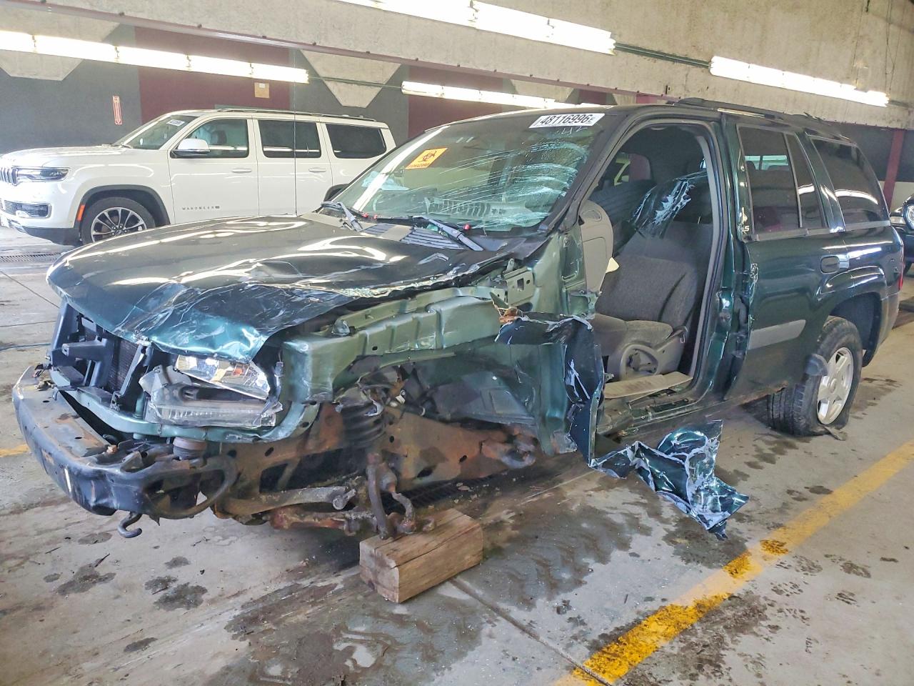 Salvage Chevrolet Trailblazer Image